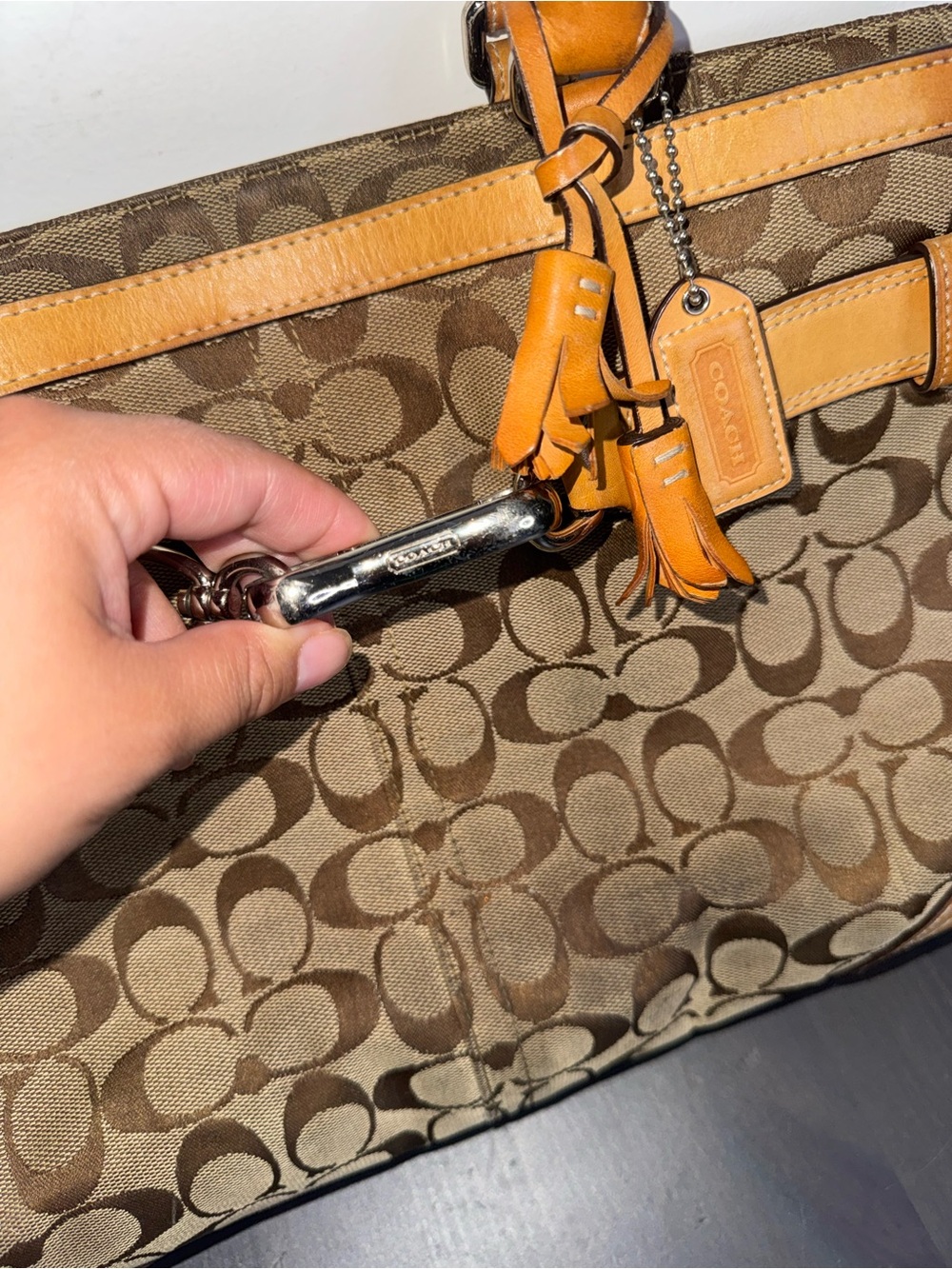 COACH Hampton Signature Jacquard Tan Satchel - Picture 4 of 12